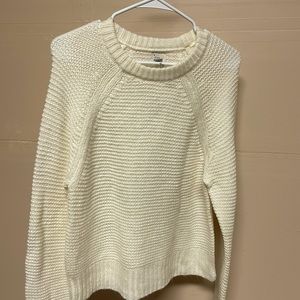 Women’s sweater brand new